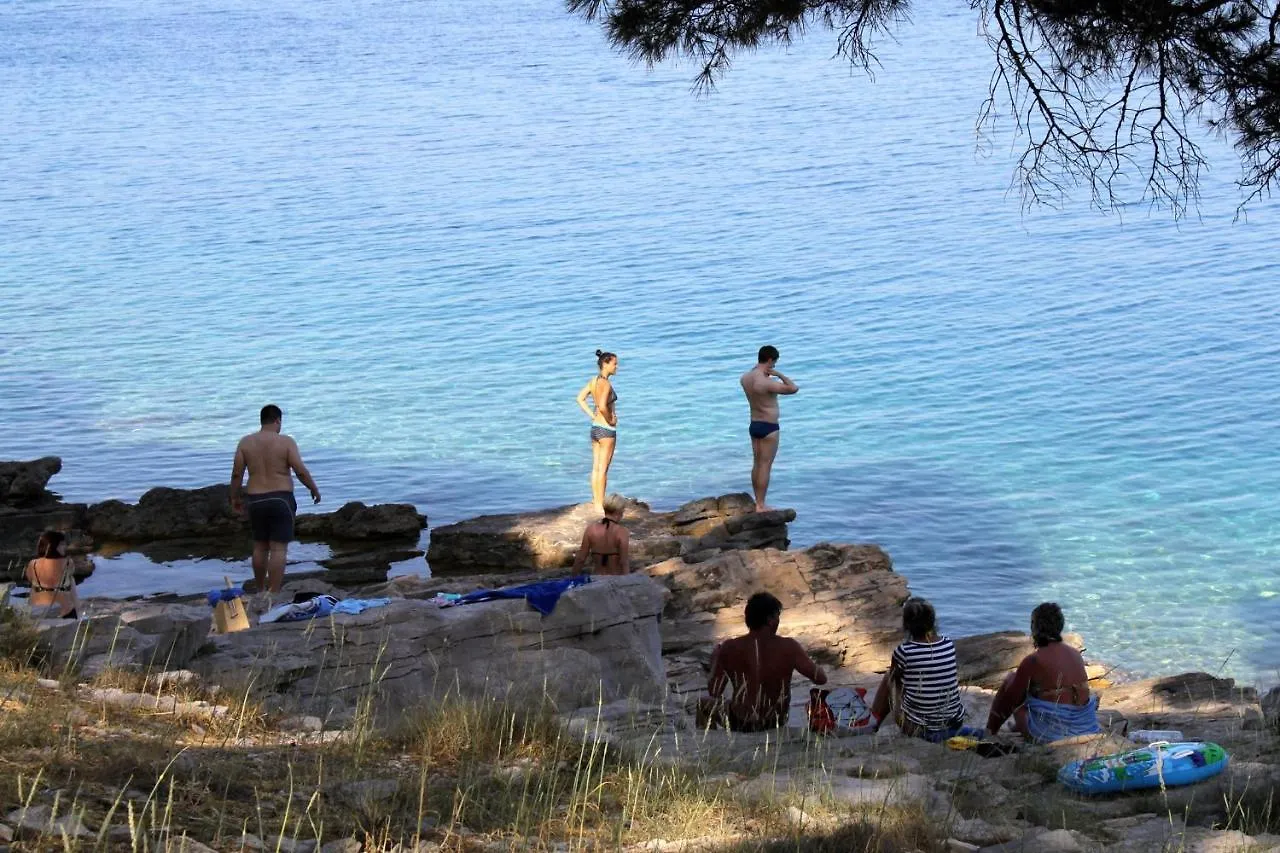 Apartments With A Parking Space Bozava, Dugi Otok - 8124